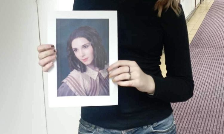 Zöldben járunk és vidámak vagyunk, hiszen a Veszprémi Petőfi Színház a mi otthonunk.