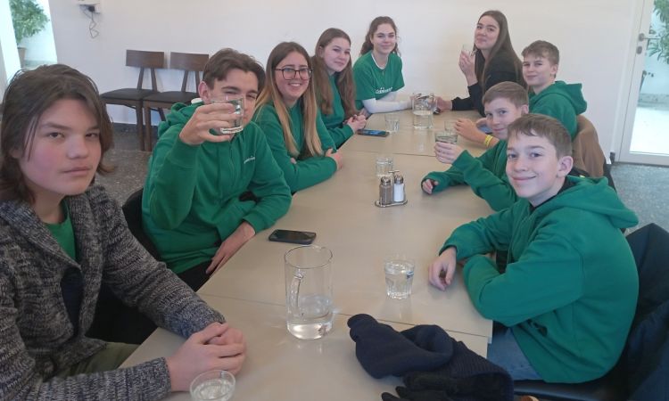 Generációról-generációra a PetőfIfiAkadémián!