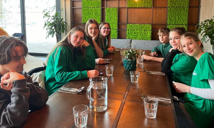 Önmagadat adni egyszerűbb, ha a közösséged elfogad.