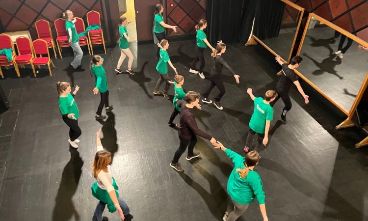 Önmagadat adni egyszerűbb, ha a közösséged elfogad.