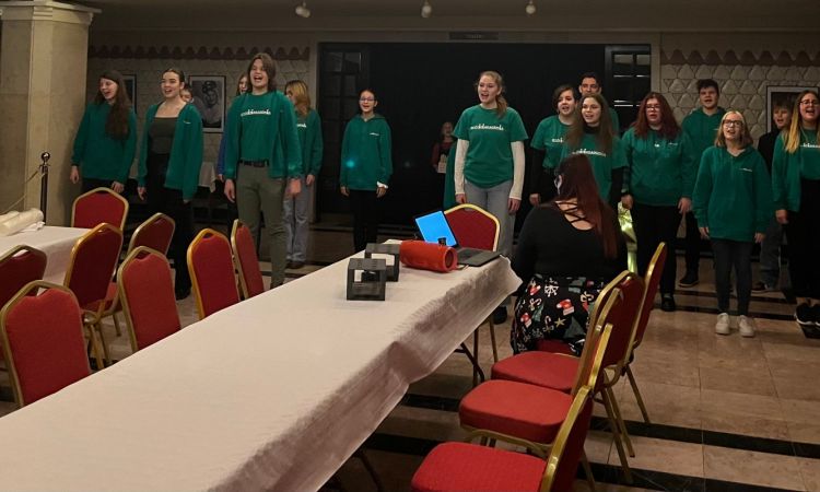 Ha zöld, akkor PetőfIfi!