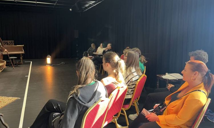 A mai Akadémia-napunk nagyon különlegesen indult. 