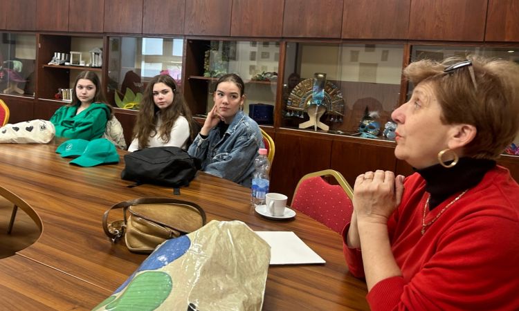 A PetőfIfiAkadémia a természet harmóniája, zöldek vagyunk ebben a nagy családban!