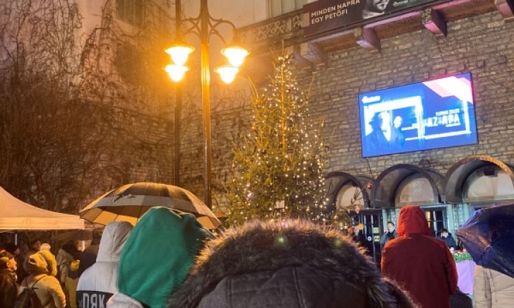 Ha zöld, akkor PetőfIfi!