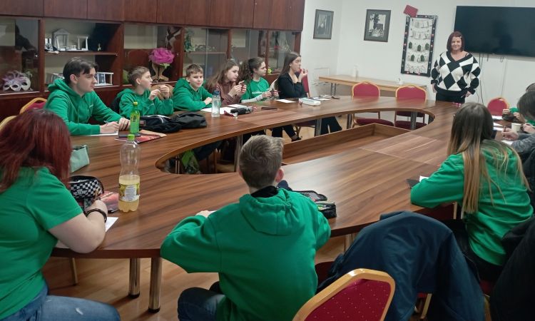 Generációról-generációra a PetőfIfiAkadémián!