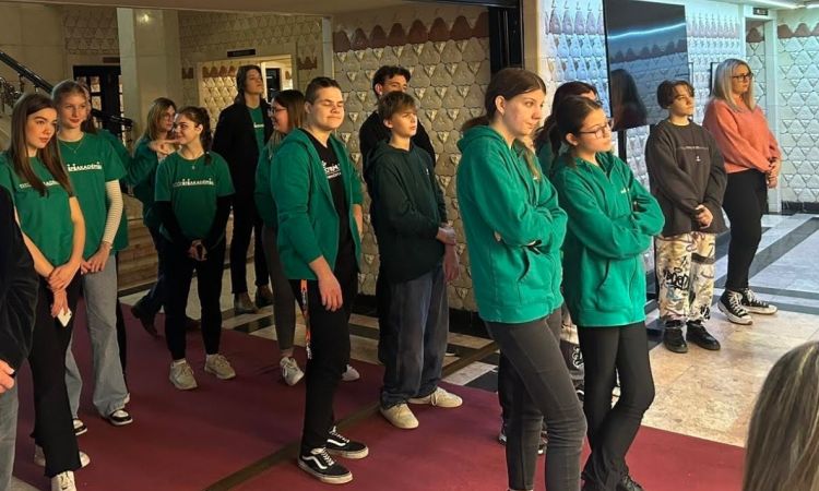 Önmagadat adni egyszerűbb, ha a közösséged elfogad.