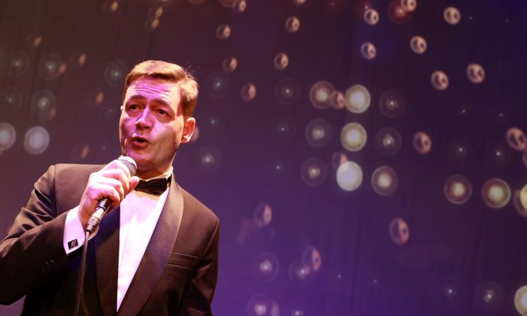 „VOLT EGY FIÚ” SZÉCSI PÁL ’80