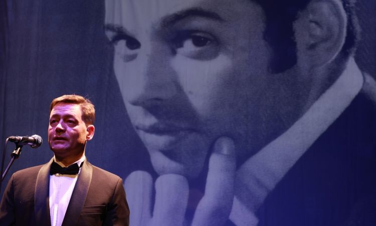 „VOLT EGY FIÚ” SZÉCSI PÁL ’80