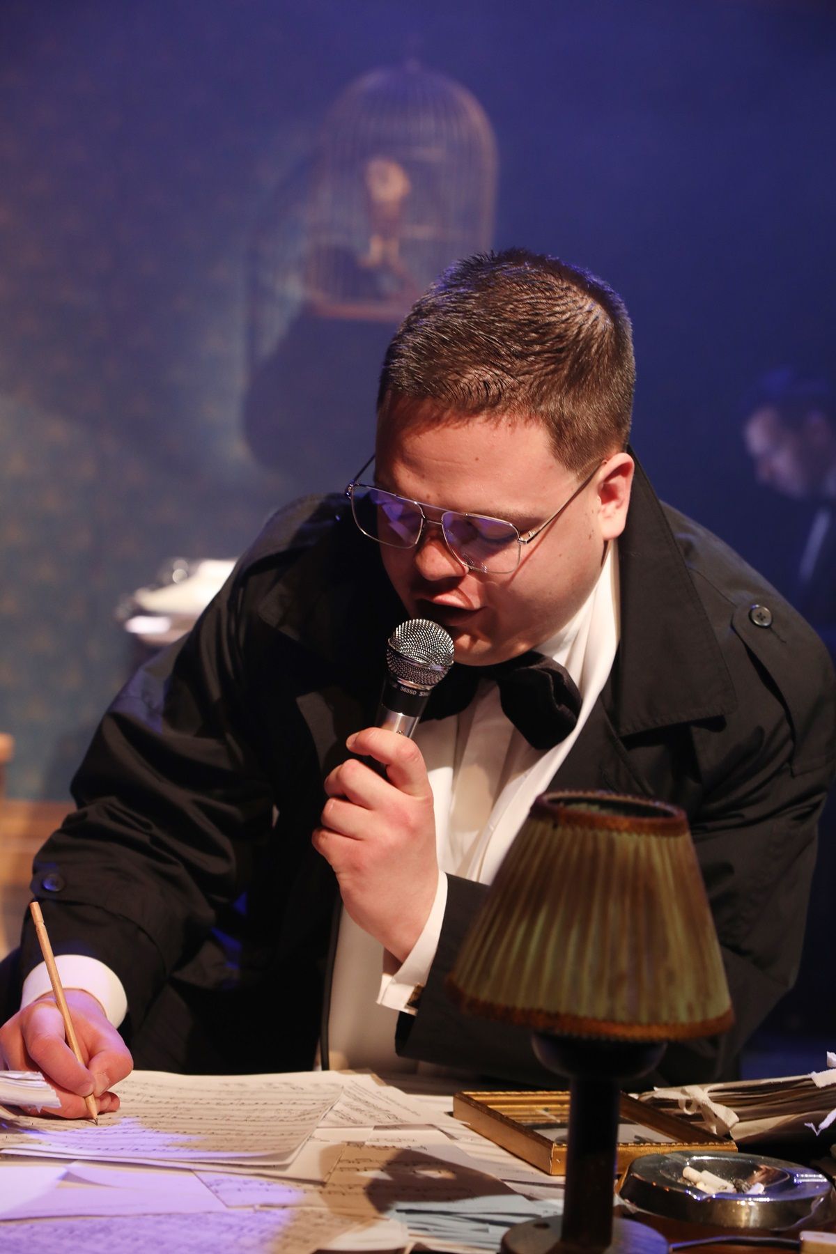 "...Lázas ifjúság..."