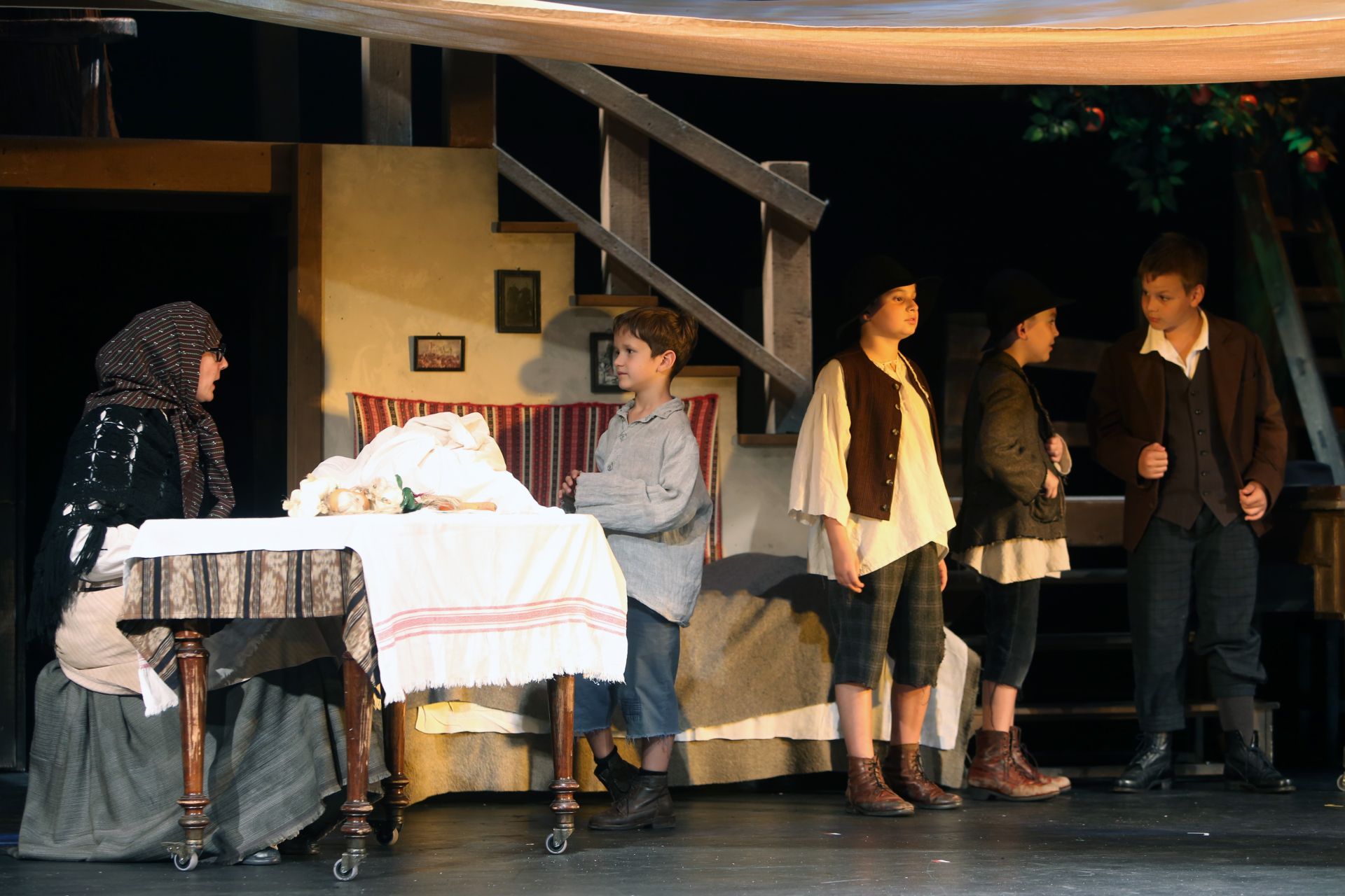 Kincskereső kisködmön