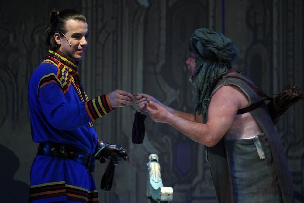 A holdbeli csónakos