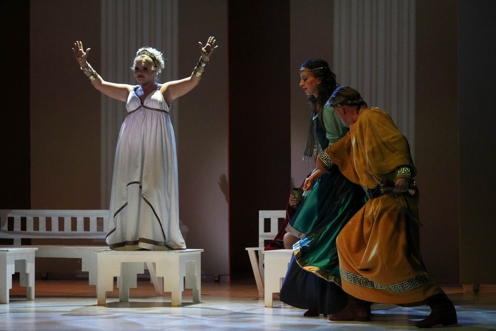 A holdbeli csónakos