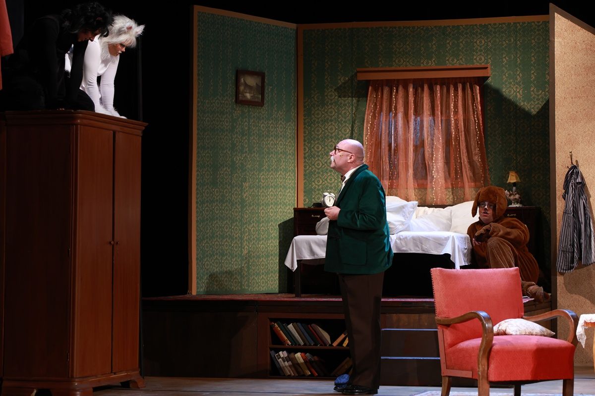 Frakk, a macskák réme