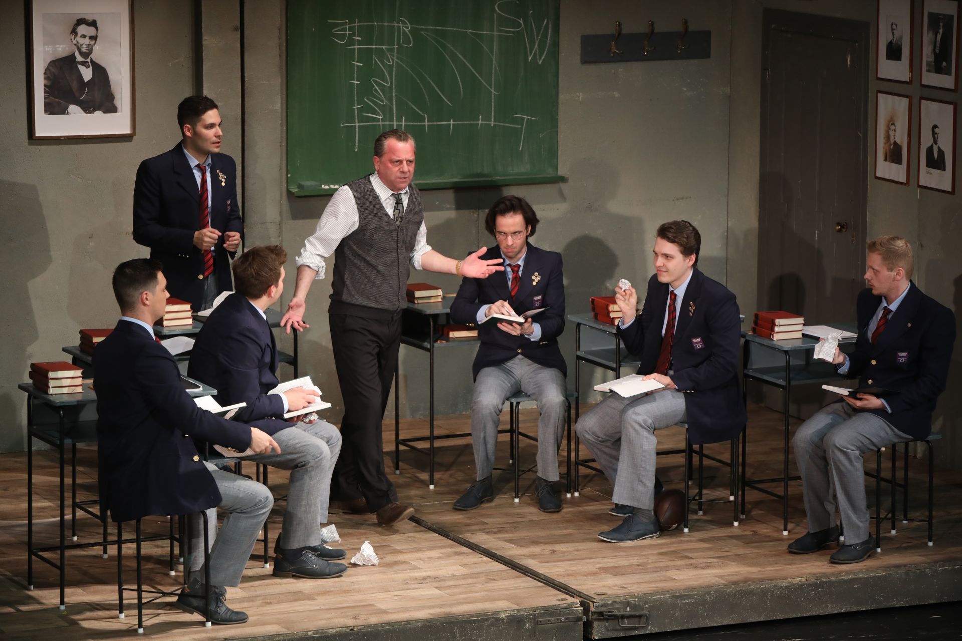 Holt költők társasága