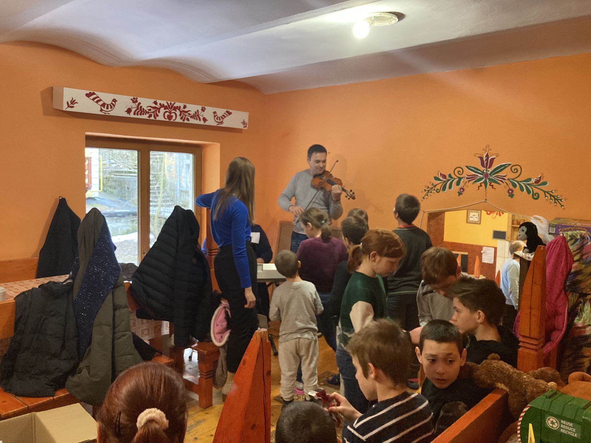 Erdélyi szeretet-turné, feltöltő előadások a Veszprémi Petőfi Színháztól - 2022.02.21-24.