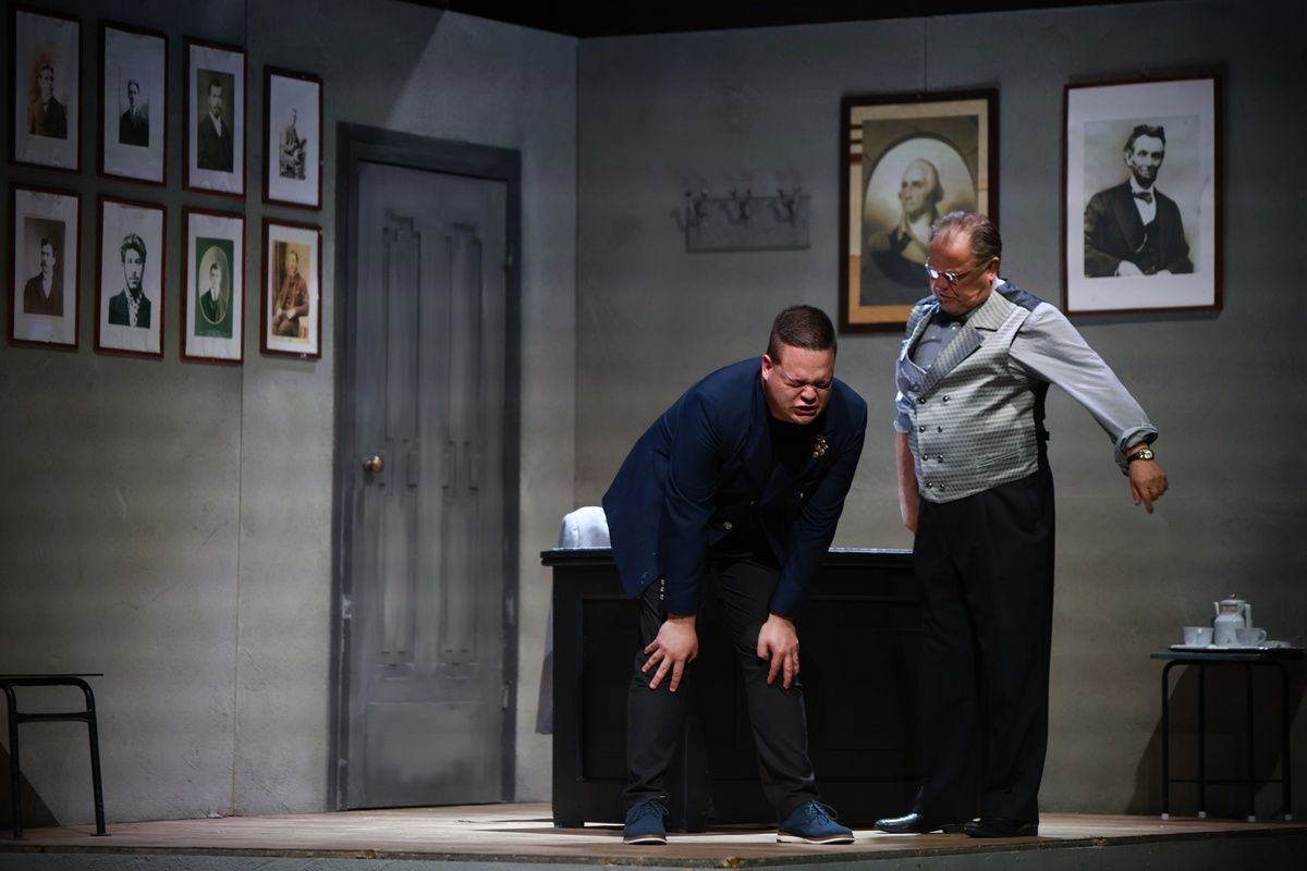 Holt költők társasága