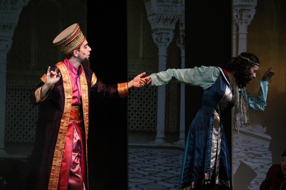 A holdbeli csónakos