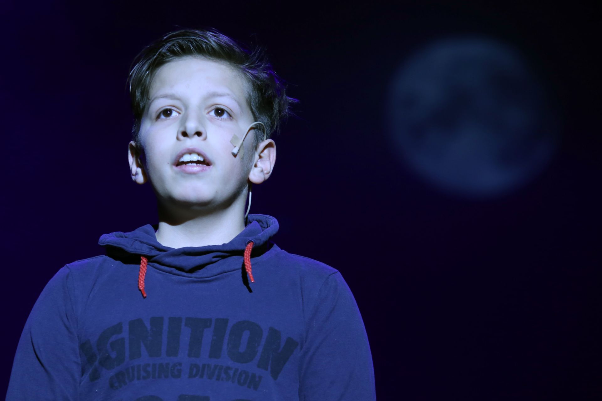 "Múlnak a gyermekévek..."