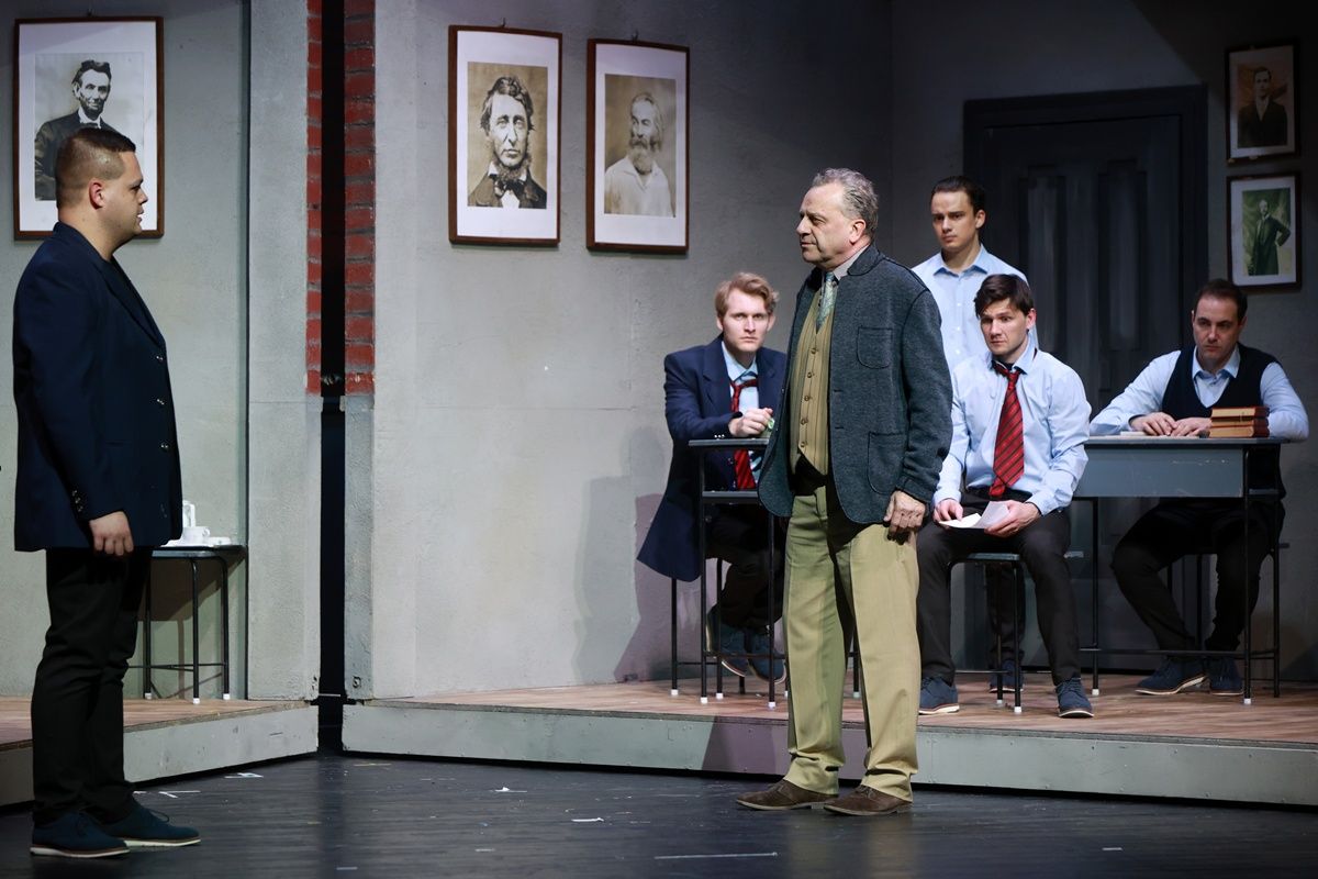 Holt költők társasága