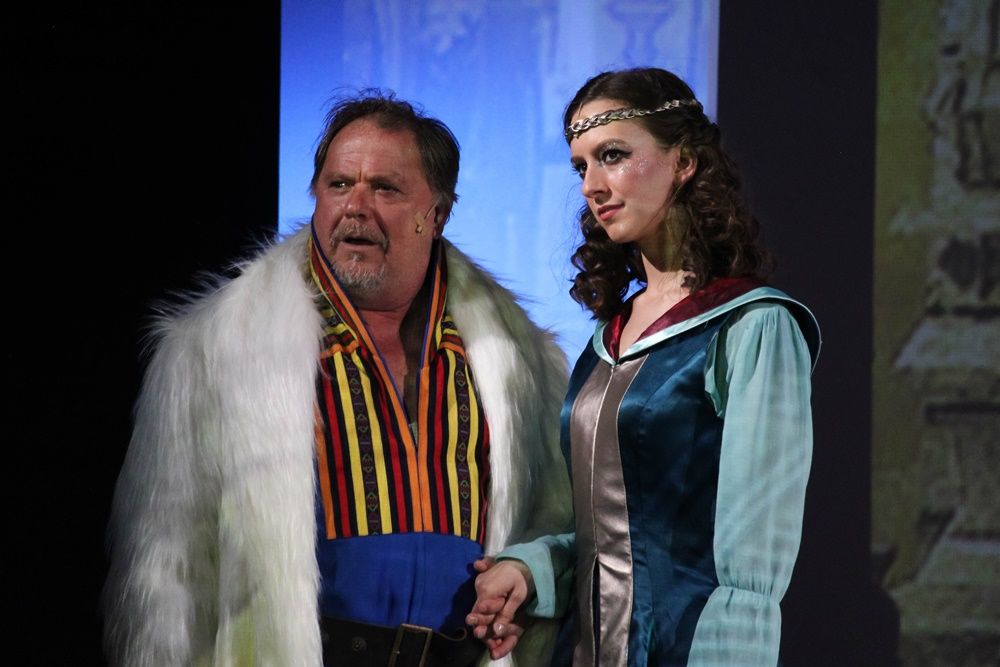 A holdbeli csónakos