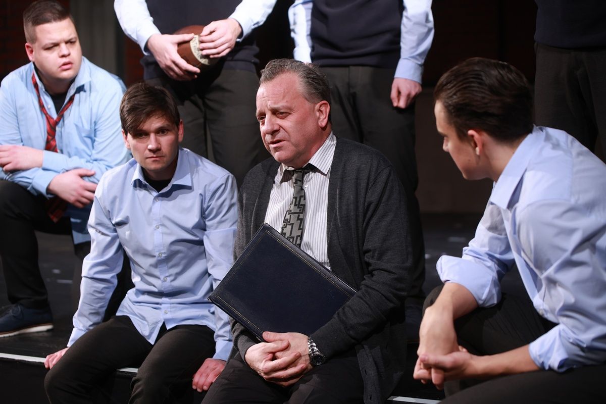 Holt költők társasága