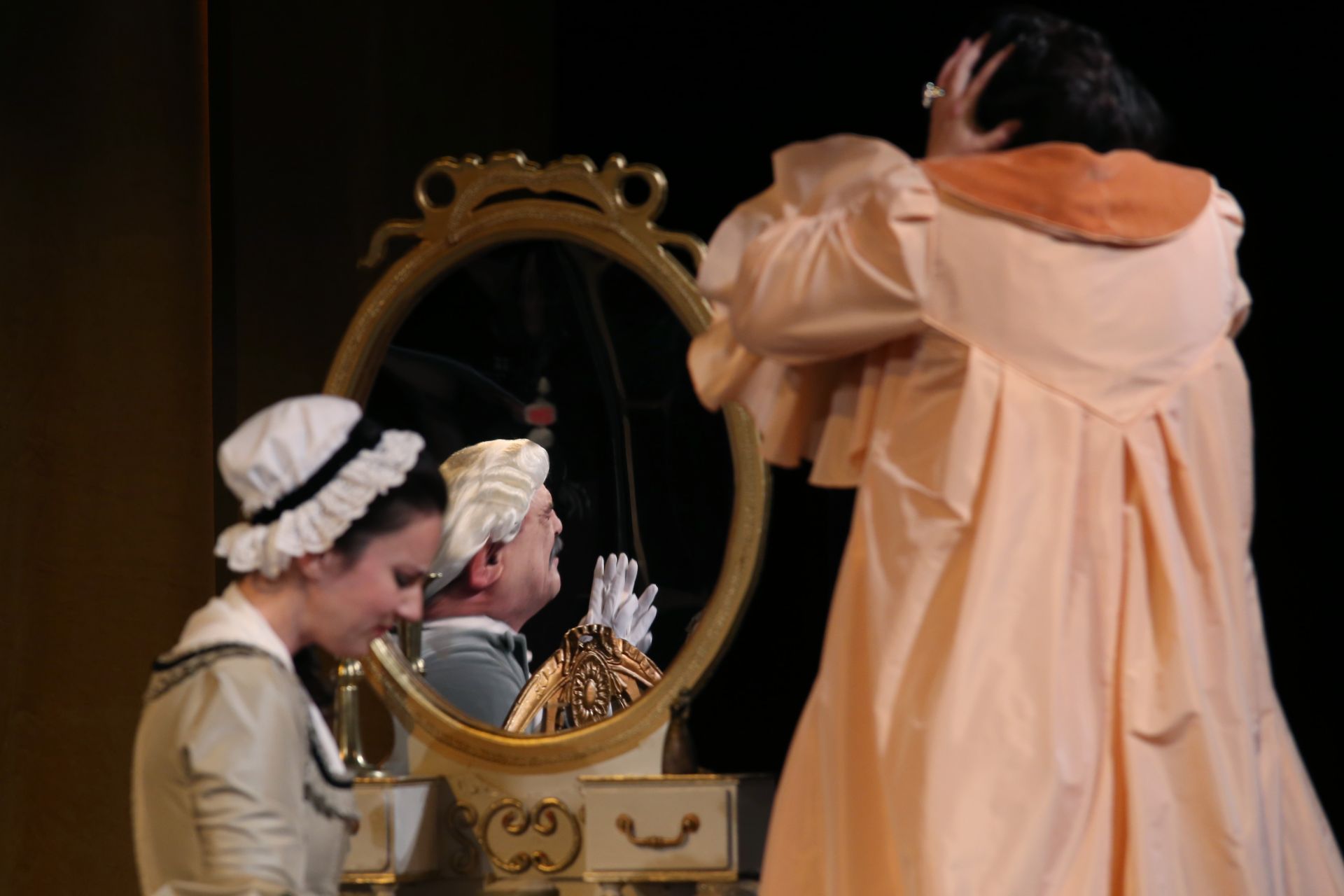 Ármány és szerelem