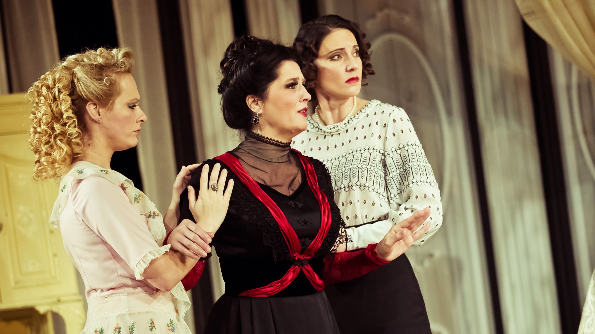 A Tündérlaki lányok