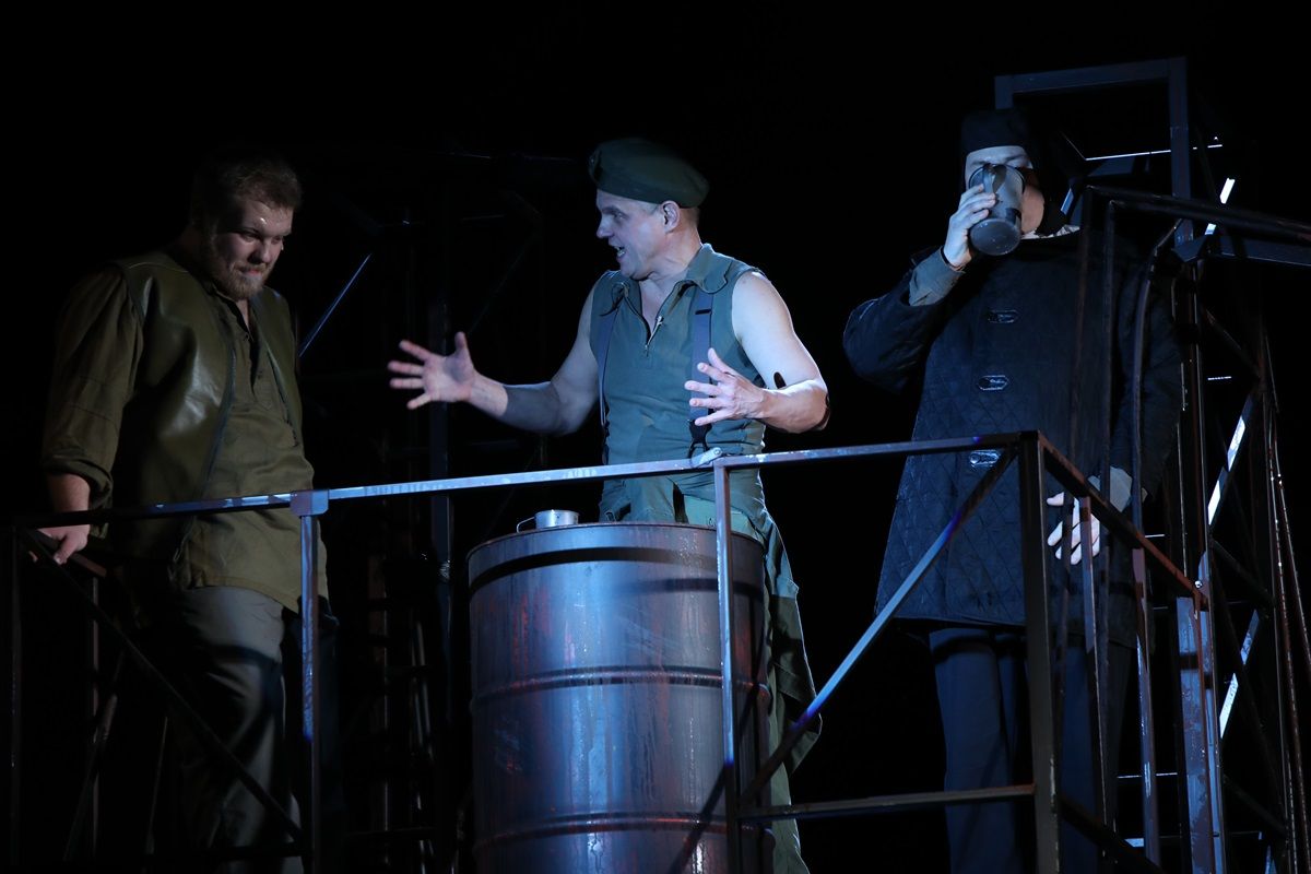 Kurázsi mama és gyermekei