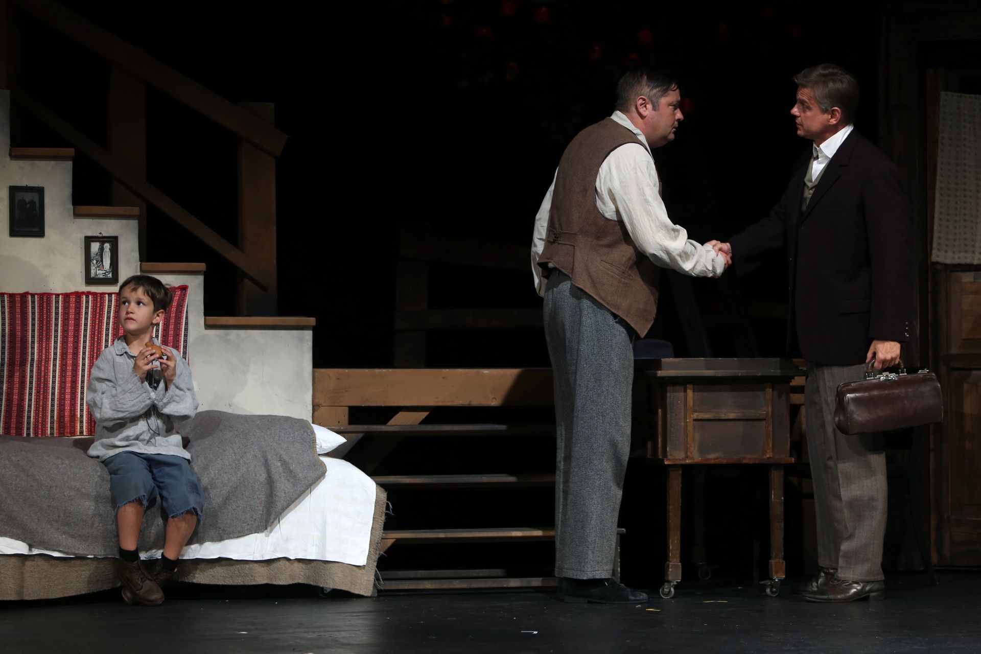 Kincskereső kisködmön