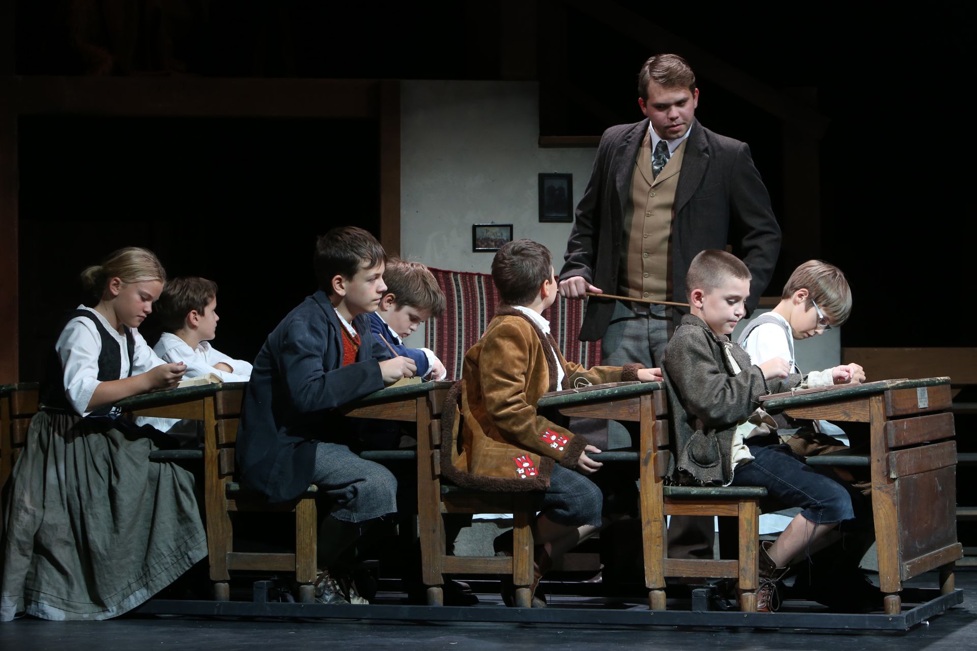 Kincskereső kisködmön