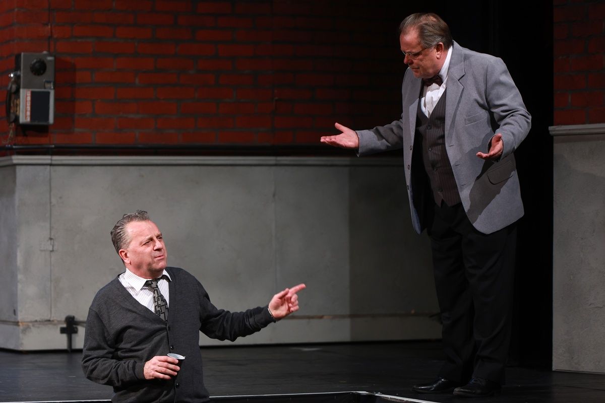 Holt költők társasága