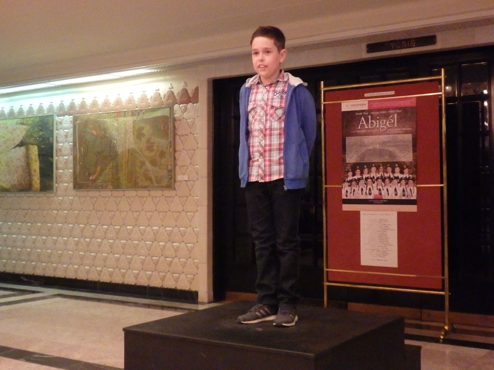 Versmondás a magyar költészet napján