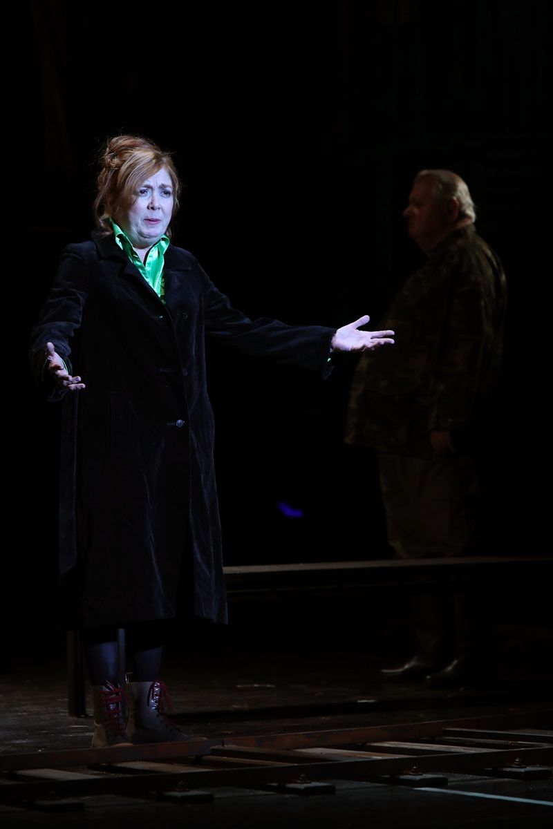 Kurázsi mama és gyermekei