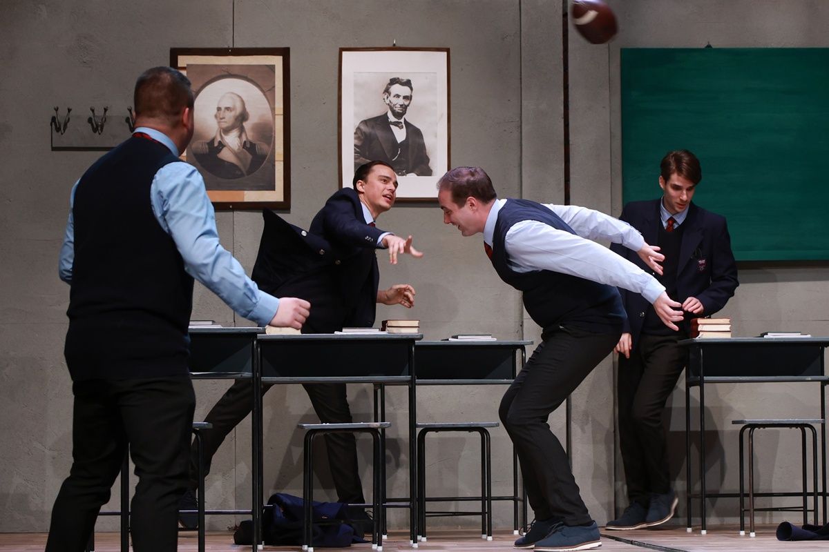 Holt költők társasága