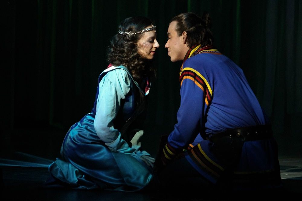 A holdbeli csónakos