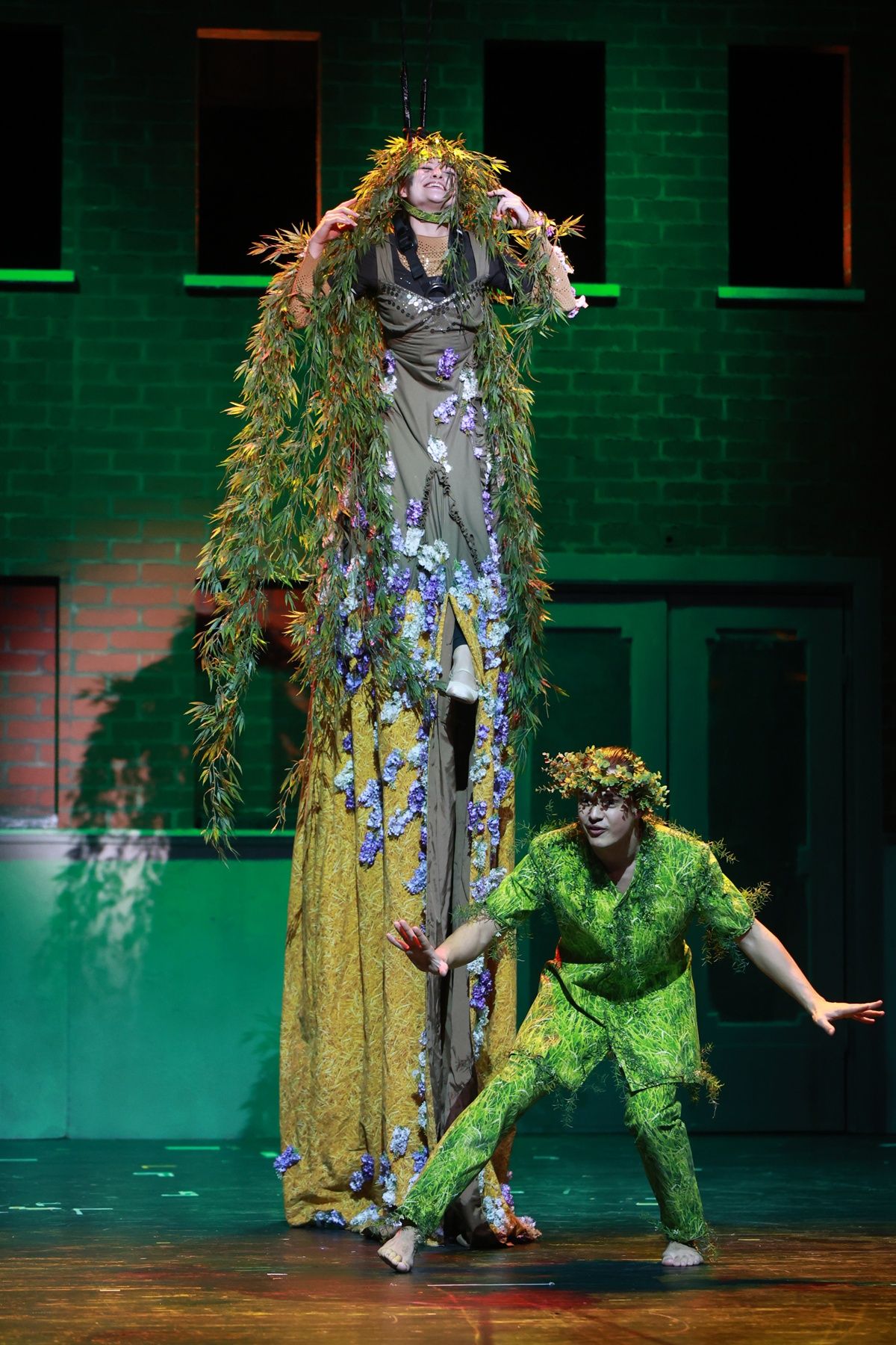 Holt költők társasága