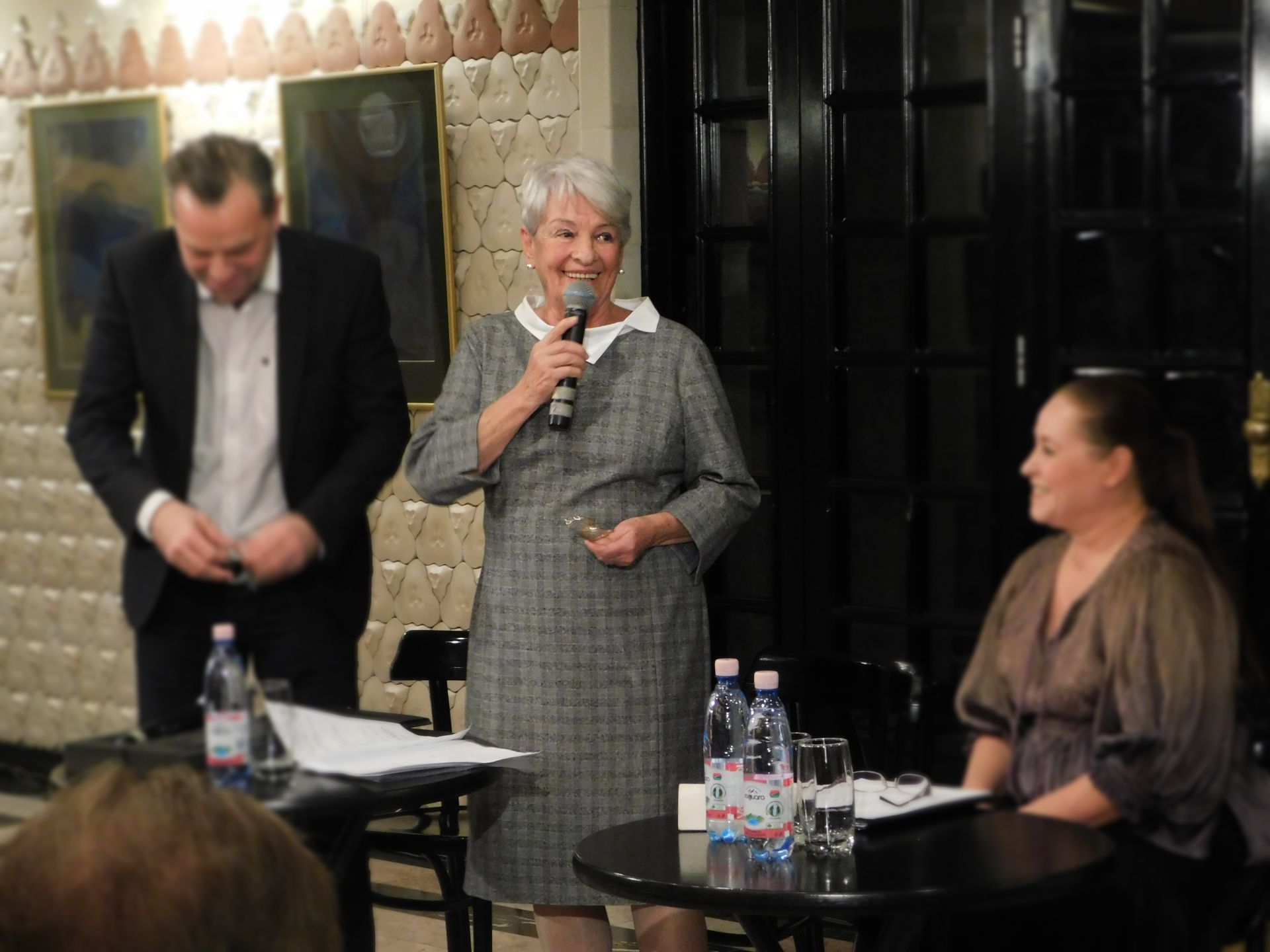 Nádasdi Borbála könyvbemutató