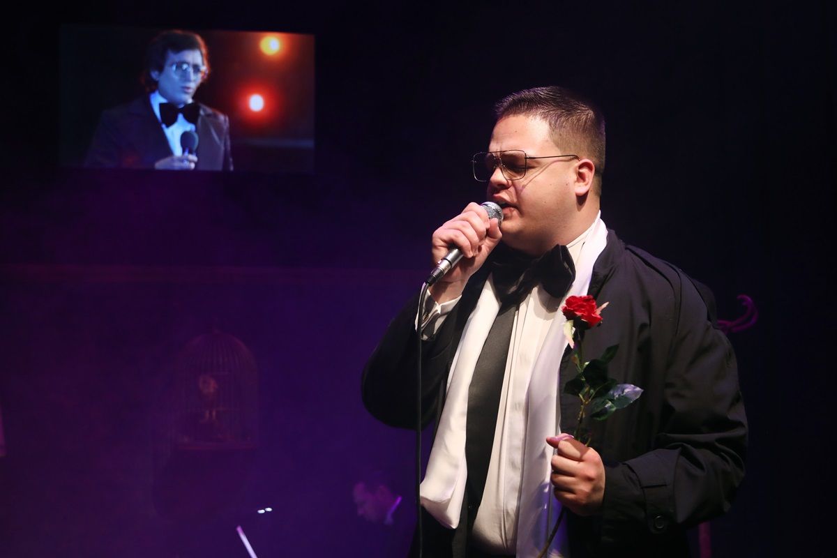 "...Lázas ifjúság..."