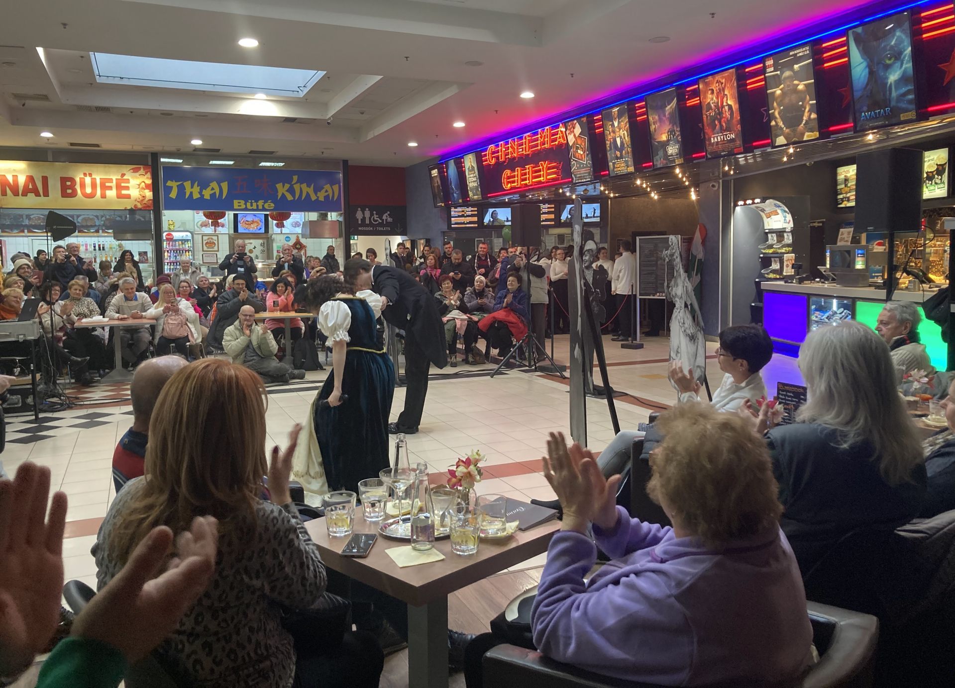 Európa Kulturális Fővárosa megnyitó a Veszprémi Petőfi Színházban!