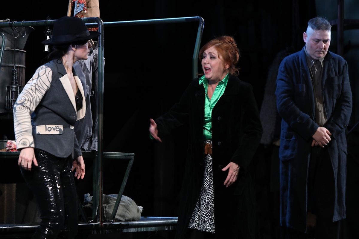 Kurázsi mama és gyermekei