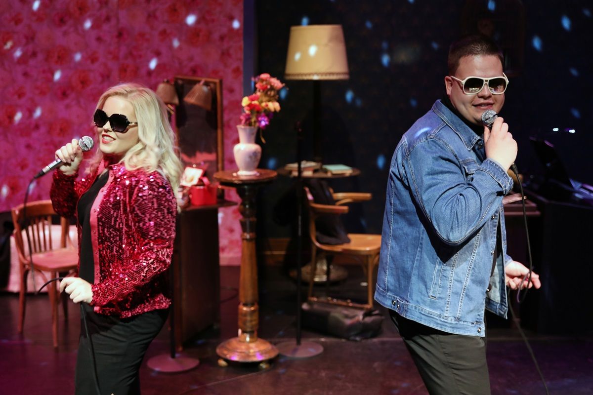 "...Lázas ifjúság..."