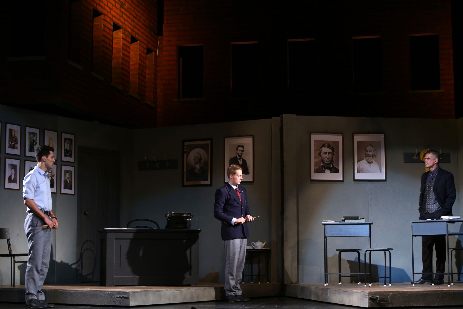 Holt költők társasága