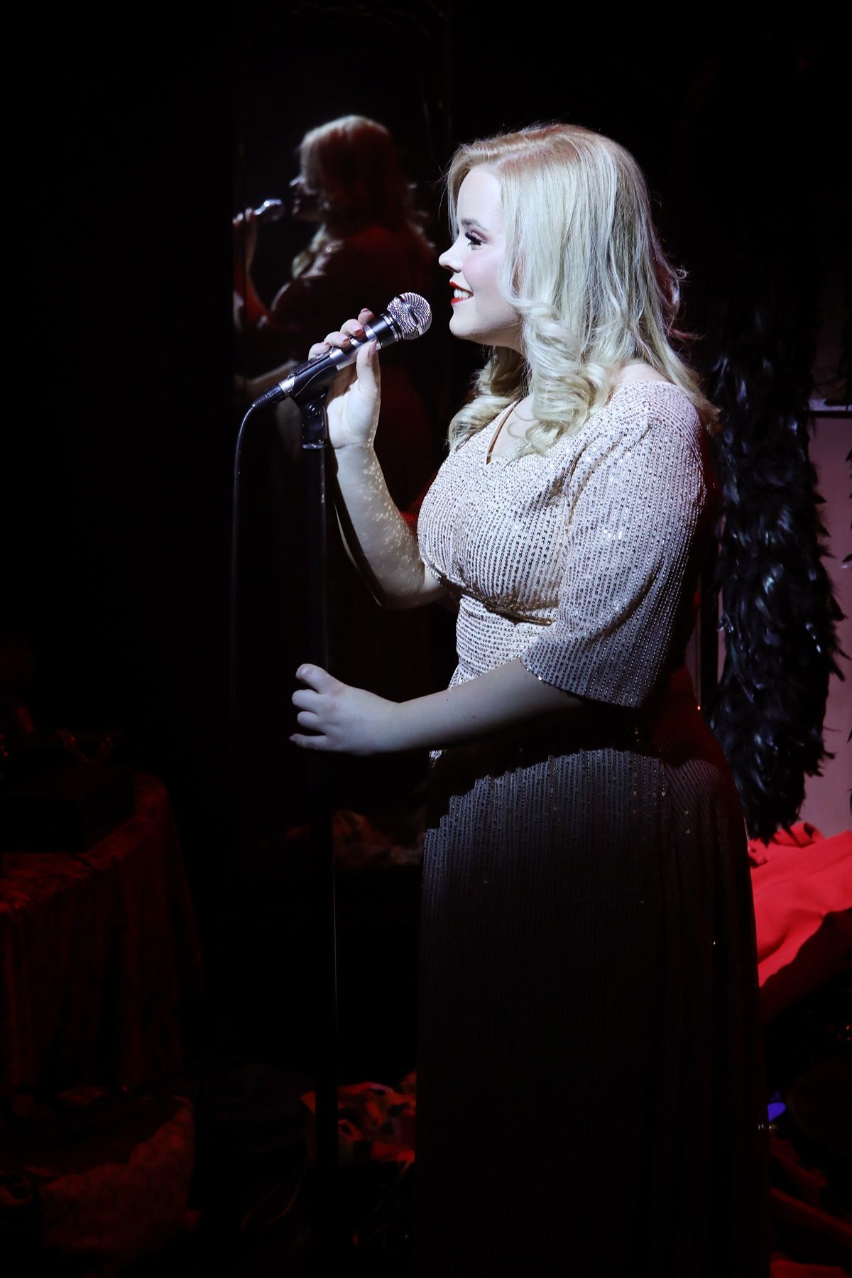 "...Lázas ifjúság..."