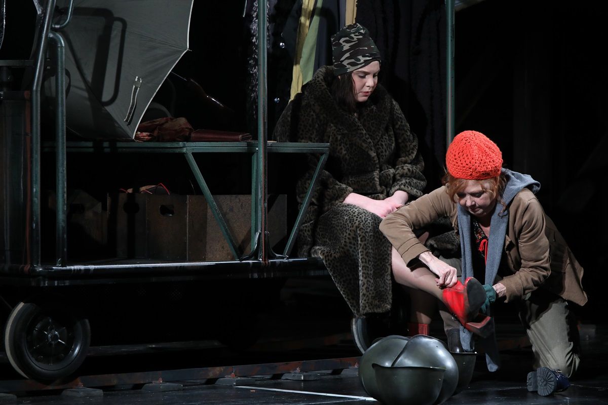 Kurázsi mama és gyermekei