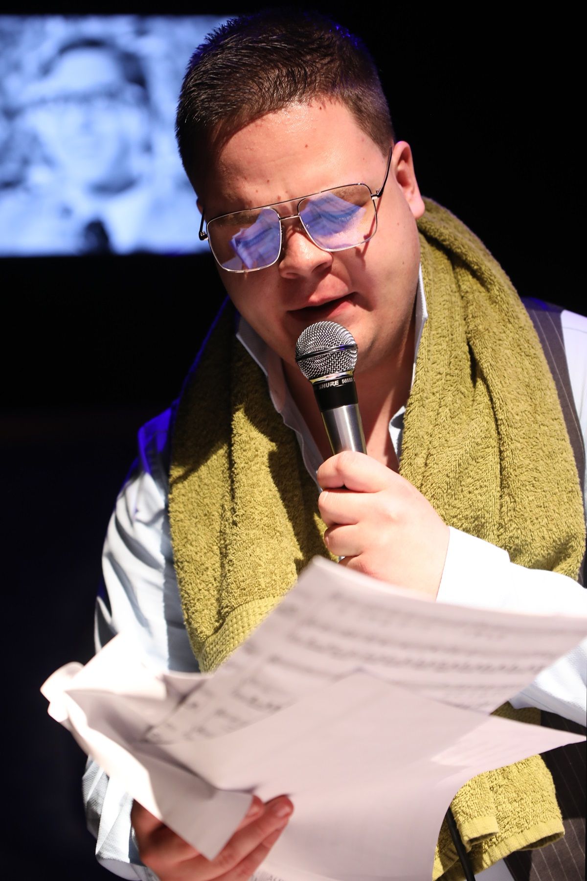 "...Lázas ifjúság..."