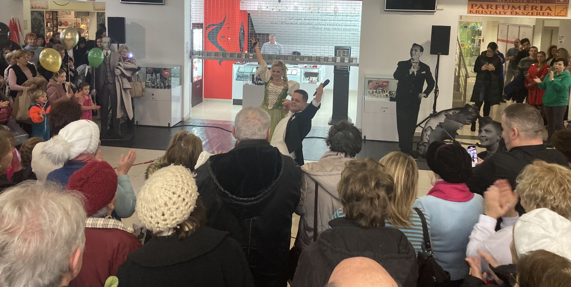 Európa Kulturális Fővárosa megnyitó a Veszprémi Petőfi Színházban!