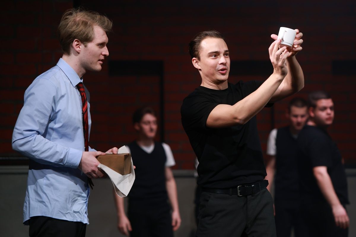 Holt költők társasága