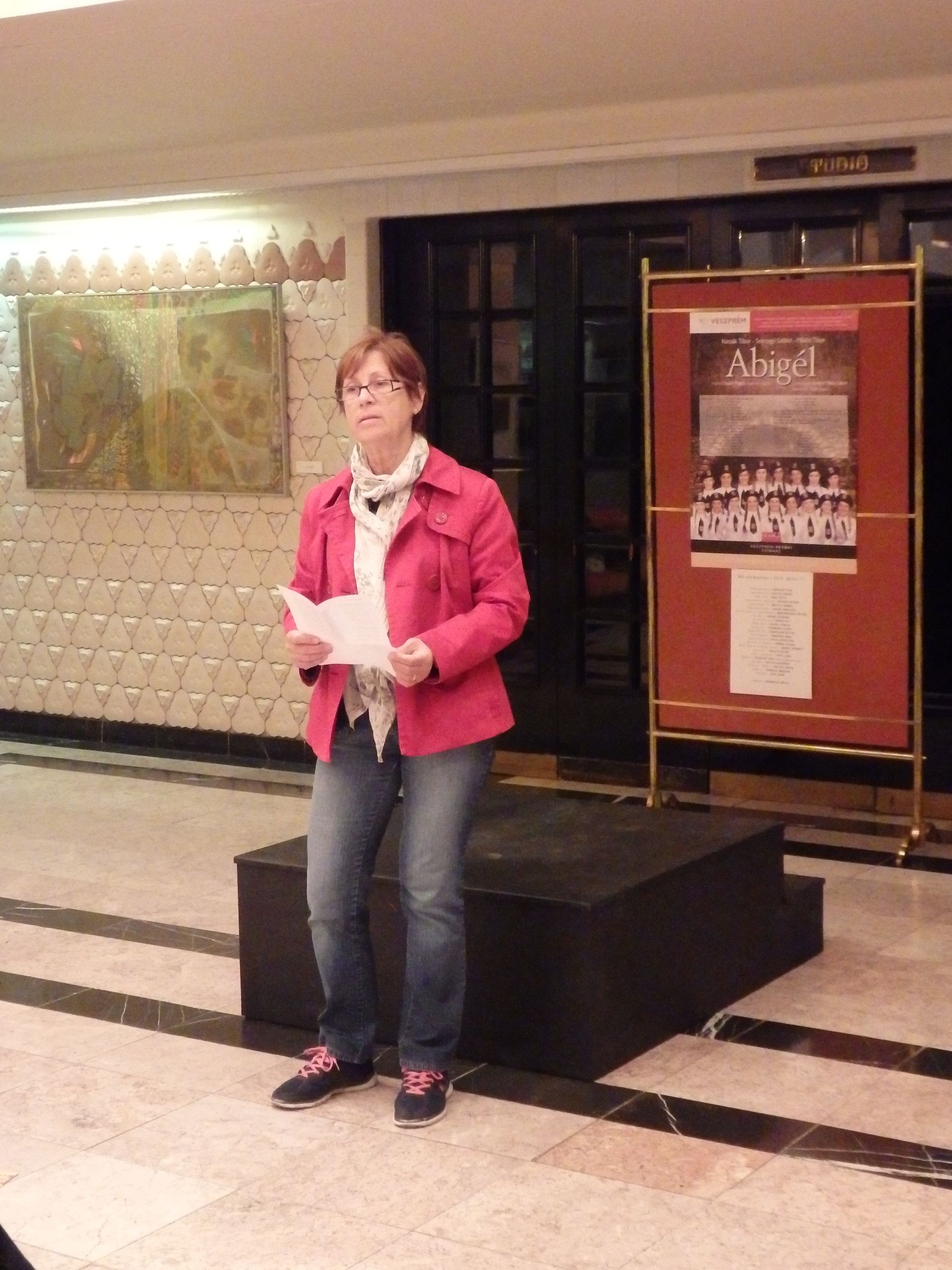 Versmondás a magyar költészet napján