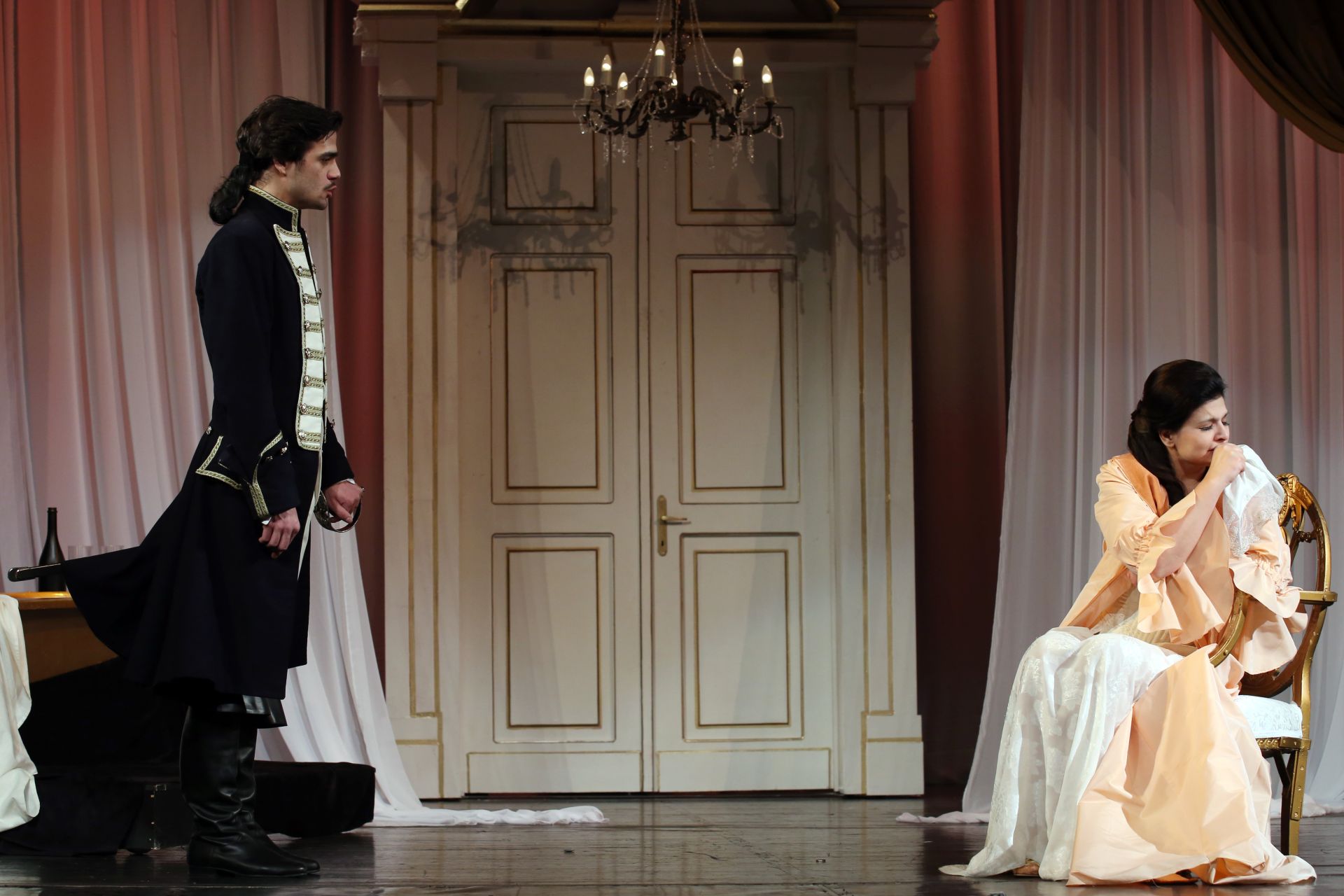 Ármány és szerelem