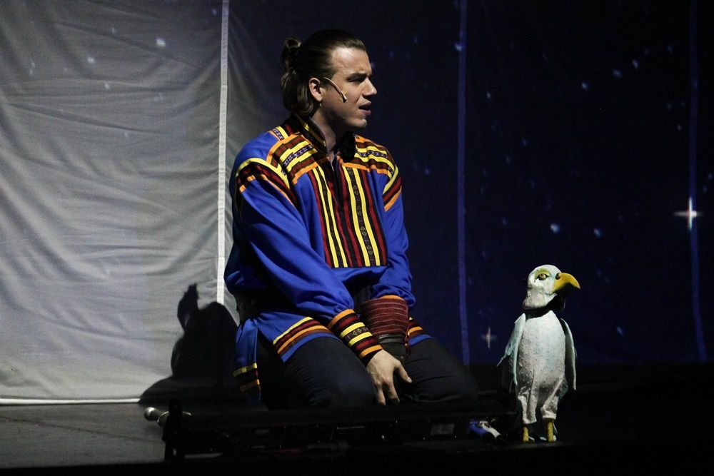 A holdbeli csónakos